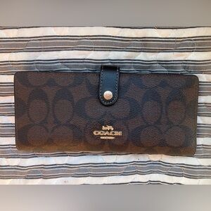 Coach monogram wallet skinny with snap
